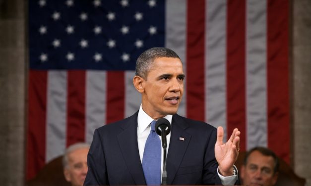 Μπ. Ομπάμα: “Χαοτική καταστροφή” η διαχείριση της πανδημίας από τον Τραμπ