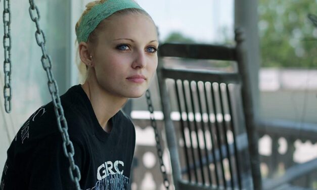 Αυτοκτόνησε η Daisy Coleman: Ο βιασμός από συμμαθητή στα 14 και το Netflix