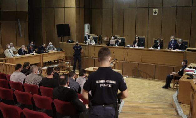 Δίκη Χρυσής Αυγής: περί ελαφρυντικών και ευτράπελων Λαγού