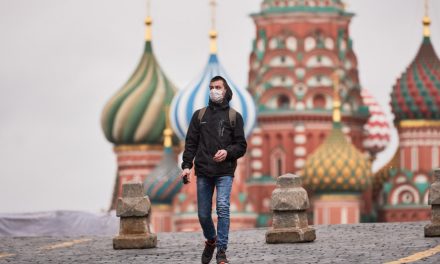 Η Ρωσία παραδέχτηκε πως είναι τρίτη στον κόσμο σε θανάτους από κορωνοϊό – Υπερτριπλάσιοι οι νεκροί