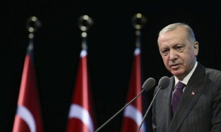 Τουρκικά ΜΜΕ: Ο Ερντογάν θέλει νέο Σύνταγμα – Θα ανοίξει η Θεολογική Σχολή της Χάλκης