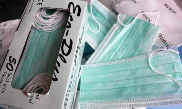 Απόφαση Επιτροπής Ειδικών: αλλαγές για τις μάσκες σε χώρους με μεγάλο συγχρωτισμό