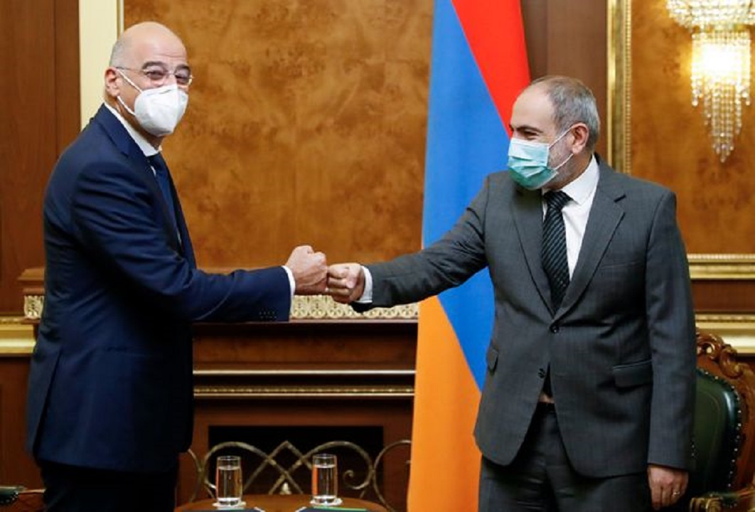 συνάντηση που είχε με τον πρόεδρο της Αρμενίας, Αρμέν Σαρκισιάν, ο υπουργός Εξωτερικών, Νίκος Δένδιας