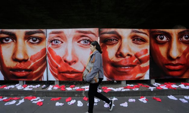 Δύσκολοι καιροί για να είσαι γυναίκα(!)