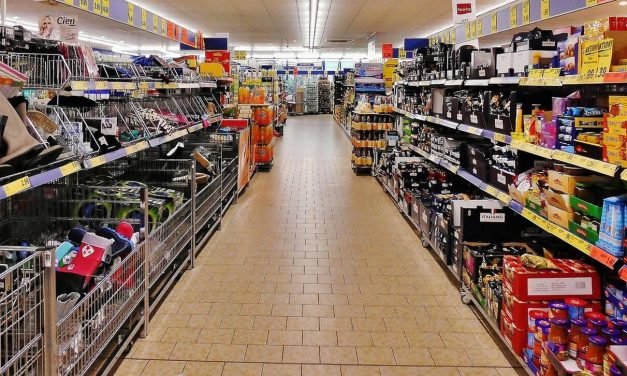 Ντόμινο ανατιμήσεων: Σε ποια προϊόντα αυξάνονται οι τιμές