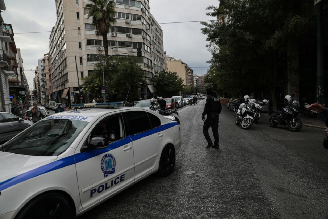 αστυνομική καταδίωξη στο κέντρο της Αθήνας