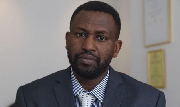 Σπύρος Ρίτσαρντ Χαγκαμπιμάνα – Ίσως ο πρώτος μαύρος Έλληνας βουλευτής