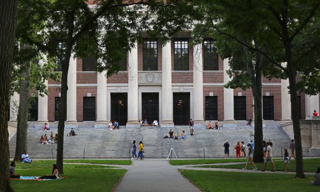 Χάρβαρντ και Κολούμπια στην Ελλάδα: Ιδρύουν παραρτήματα για μεταπτυχιακές και προπτυχιακές σπουδές