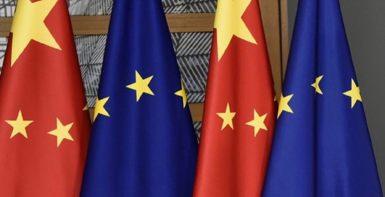 Η Κίνα επιτίθεται στη Δύση: «Η Ευρώπη να σταματήσει να κρατά το κεράκι στον διάβολο»