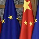 Η Κίνα επιτίθεται στη Δύση: «Η Ευρώπη να σταματήσει να κρατά το κεράκι στον διάβολο»